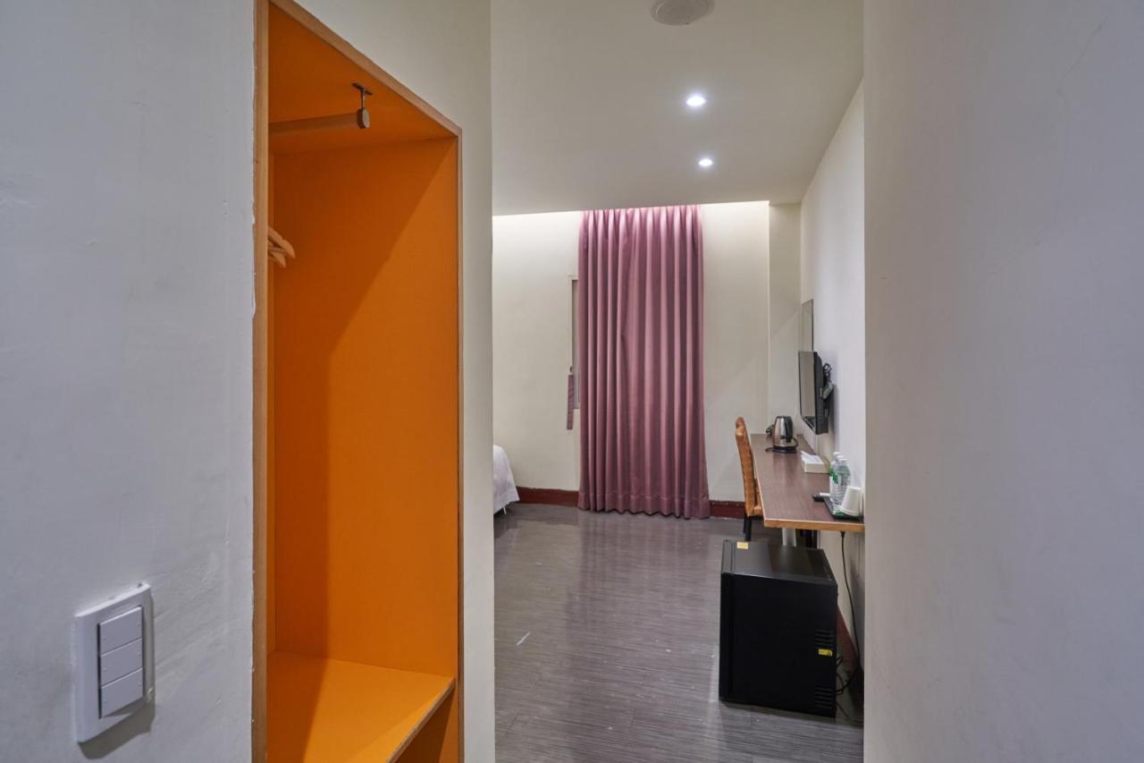Yung An Business Hotel Dounan Экстерьер фото