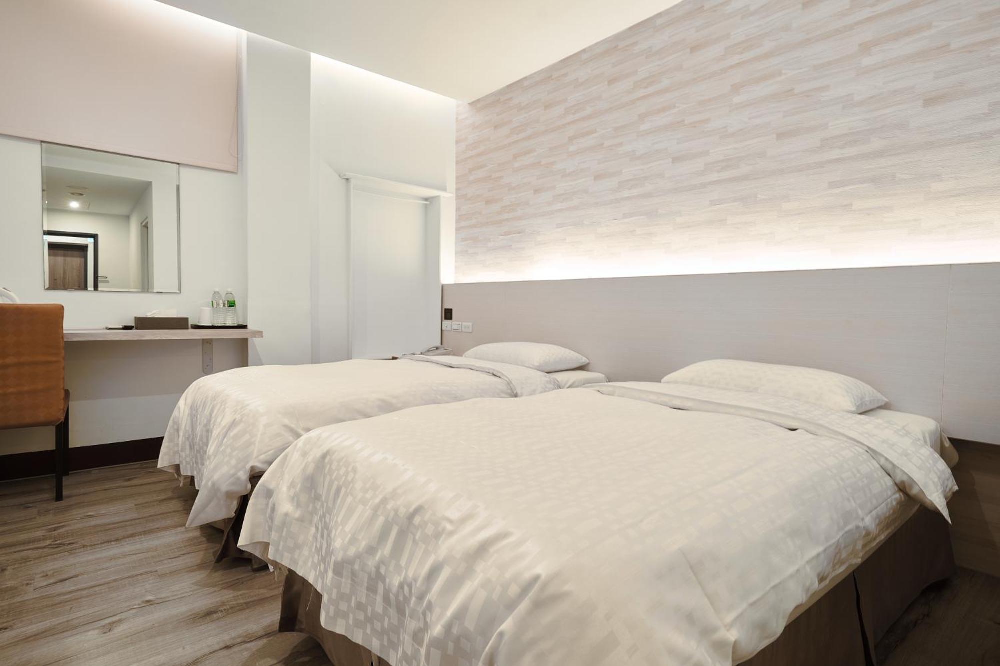 Yung An Business Hotel Dounan Экстерьер фото
