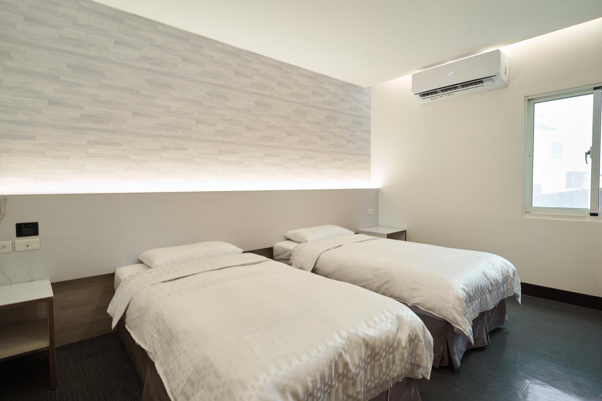 Yung An Business Hotel Dounan Экстерьер фото