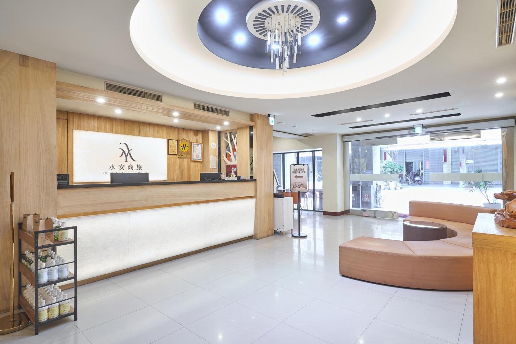 Yung An Business Hotel Dounan Экстерьер фото